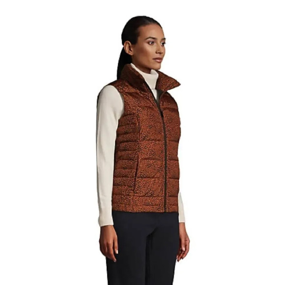 Lands’End Puffer Vest leopard Print - Picture 3 of 15